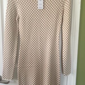 Abercrombie & Fitch  Long Sleeve beige & white checkered mini dress